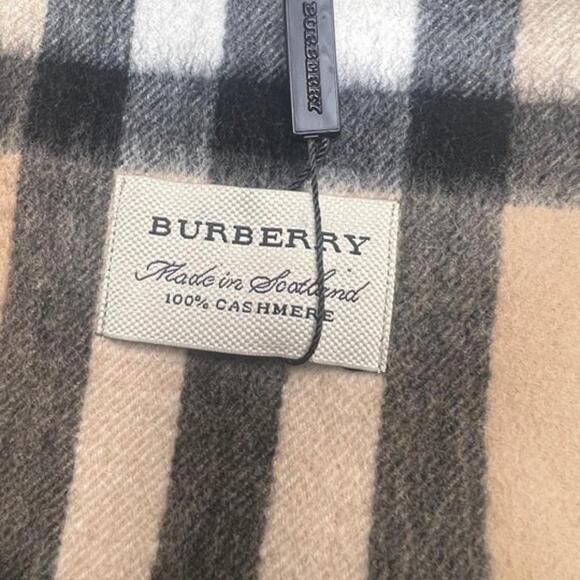 Burberry Women's Giant Check Cashmere Scarf` - Picture 4 of 7